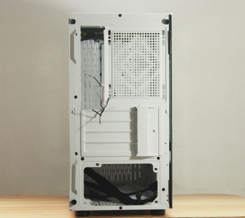 給你的電腦硬件一個(gè)漂亮的家 超頻三光愈側(cè)透機(jī)箱試用體驗(yàn)